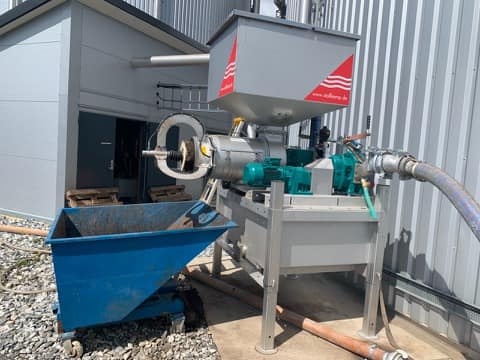 67100023_904280873240144_8568722732072566784_n